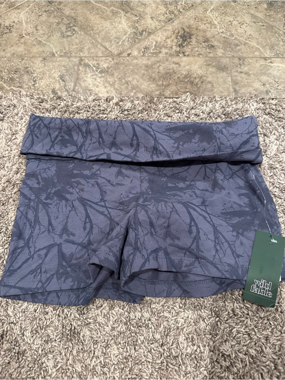 🐒Women's Fold-Over low rise Shorts in Blue woods print